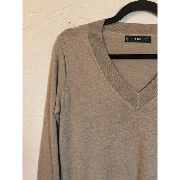MNG Mango Beige Tan V-Neck Cashmere Sweater XS Camel - Picture 5 of 8
